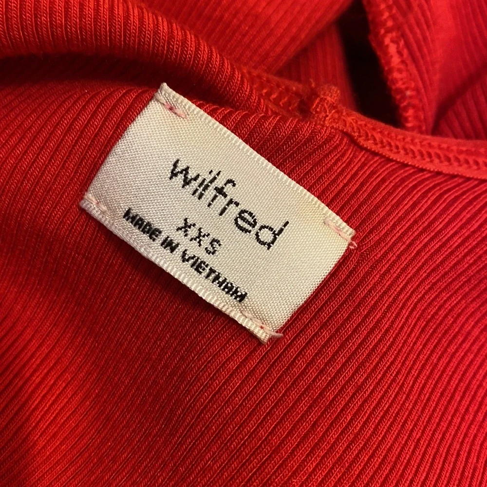 Wilfred Aritzia Red Ruffled Kids Bodysuit. Size XXS